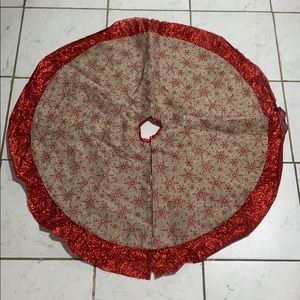 Christmas tree skirt